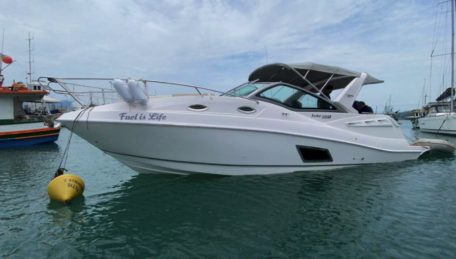 Focker 320 GT